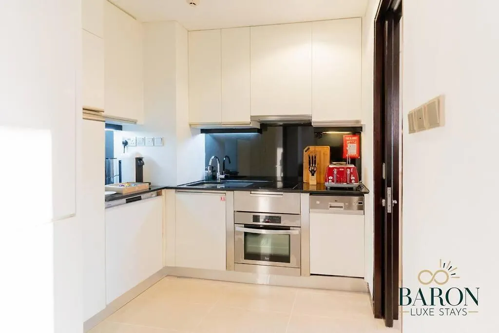 Charming Studio, Emaar Residences Marina Apartment Dubai