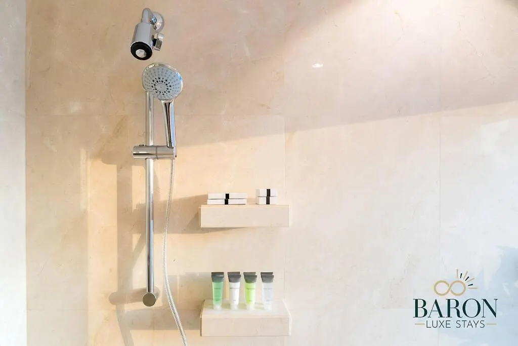 Charming Studio, Emaar Residences Marina Apartment