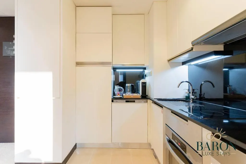 Charming Studio, Emaar Residences Marina 0*, Dubai United Arab Emirates